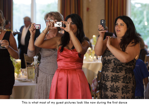 Már nem te vagy az egyetlen fotós az esküvőn